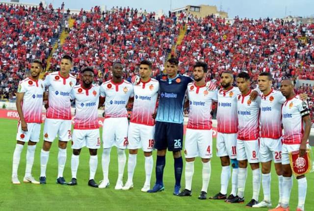الوداد المغربي يتلقى صدمة من الفيفا قبل مواجهة الأهلي في دوري أبطال افريقيا