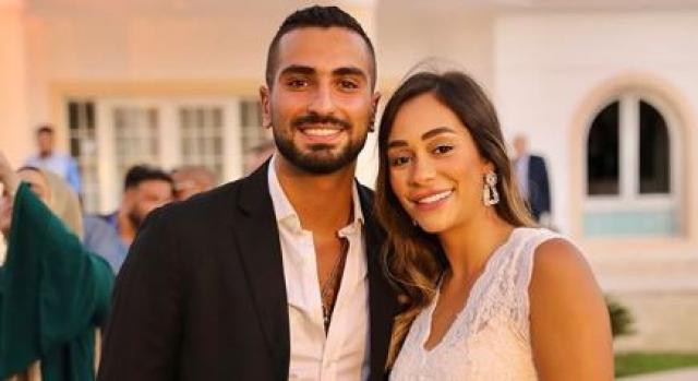 بالصور.. هكذا ظهر محمد الشرنوبي وزوجته في عقد قران إسراء العدل
