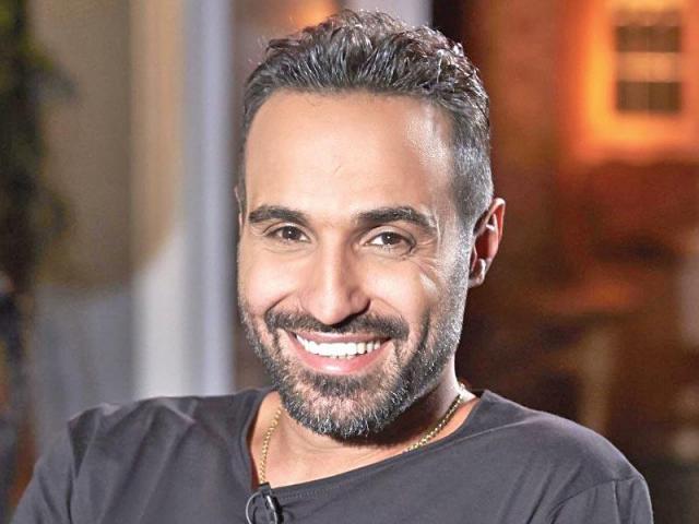 أحمد فهمي ينضم إلى نجوم المنصة في مسلسل من 7 حلقات