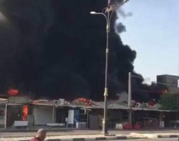 حريق في سوق ميناء ديلم في إيران 