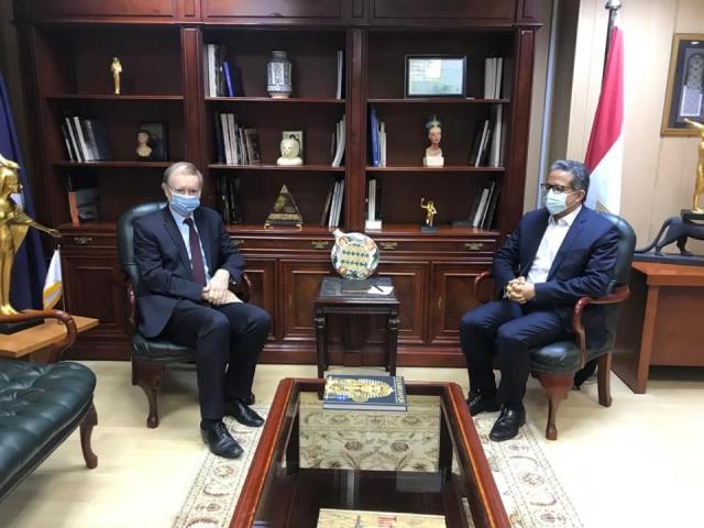 وزير الآثار وسفير الإتحاد الأوروبي