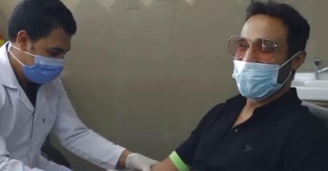أحمد فهمي يشارك في التجربة الإكلينيكية للقاح كورونا (فيديو)