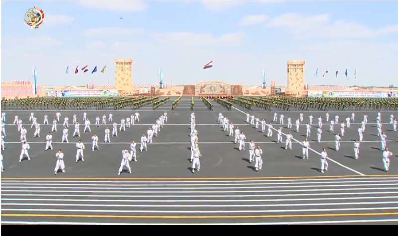 عاجل | القوات المسلحة تعلن تخرج دفعة جديدة من معهد ضباط الصف المعلمين (فيديو) 
