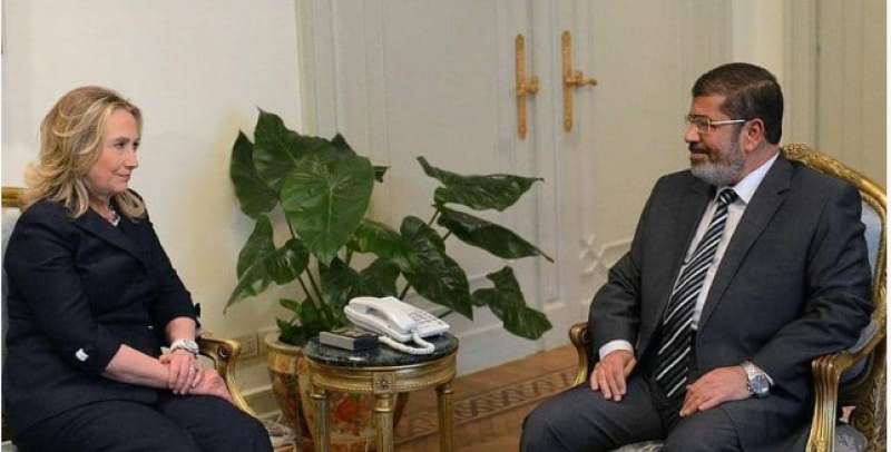كلينتون ومحمد مرسي