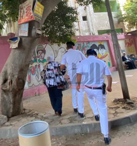 مدرسة الإمام علي بالعجوزة تستقبل المصوتين في اليوم الثاني لانتخابات النواب 2020