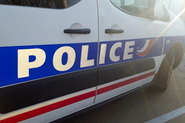 رجل يعتدي على 16 فتاة فى فرنسا
