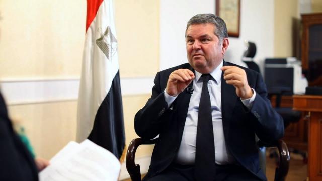 هشام توفيق وزير قطاع الأعمال