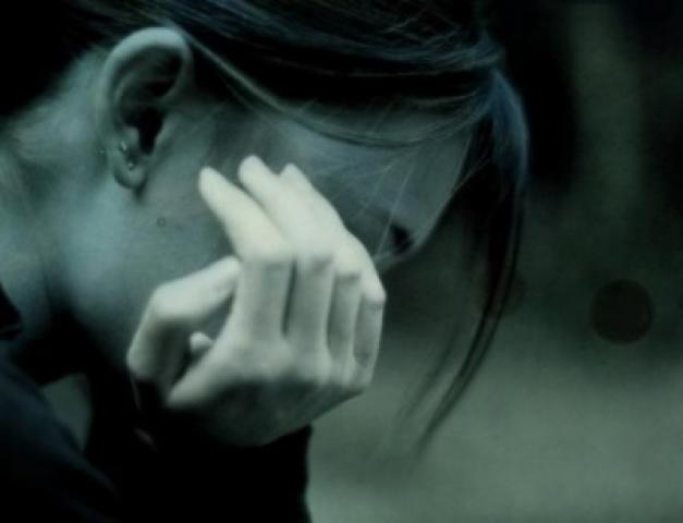 حزن- أرشيفية