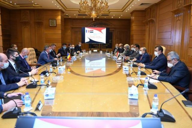 ”مرسي” يستقبل نائب وزير اقتصاد رومانيا و14 شركة لبحث سبل التعاون