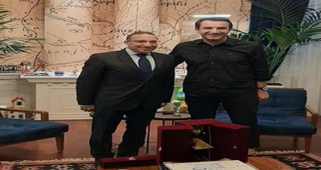 سفير مصر لدى ألبانيا يلتقي عمدة عاصمة ”تيرانا”