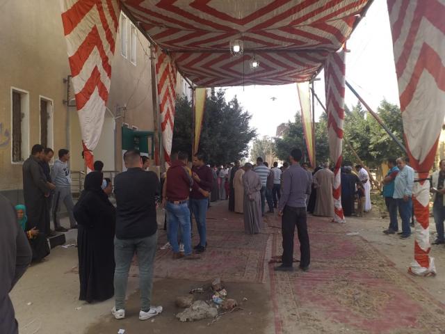لجان الشرقية