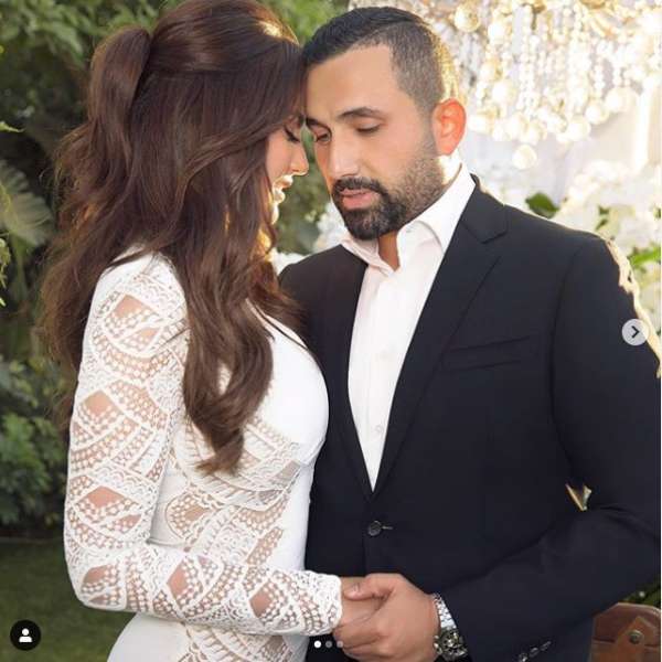 يولد حب جديد.. هاني سعد ينشر أول صورة مع زوجته الفنانة درة (صورة)