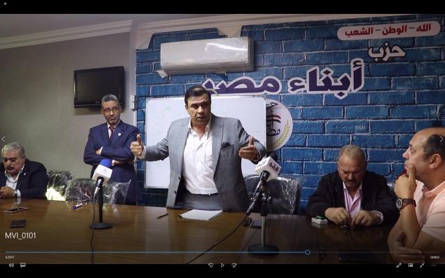 قبل إعلان النتيجة.. مدحت بركات يلتقي مرشحي قائمة أبناء مصر
