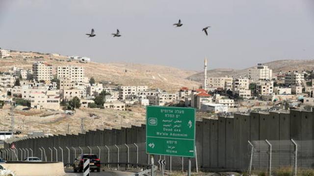 السياج الأمني بين الضفة الغربية وإسرائيل