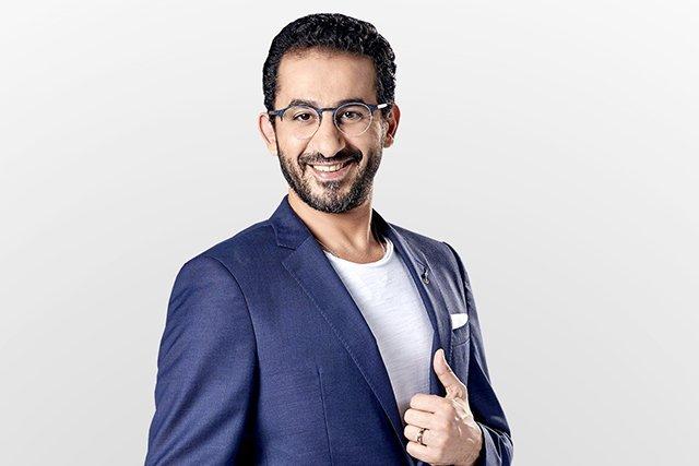 في عيد ميلاده الـ 51| محطات في حياة أحمد حلمي من الفشل للنجاح.. وقصة إصابته بالسرطان