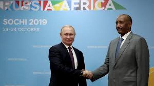 رئيس المجلس السيادي السوداني عبدالفتاح البرهان مع الرئيس الروسي 