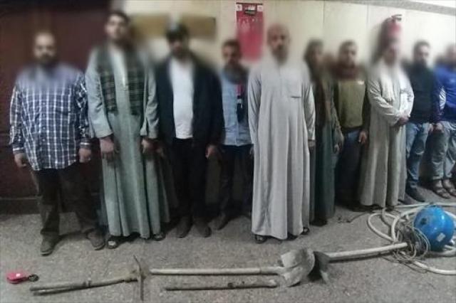 المتهمين 