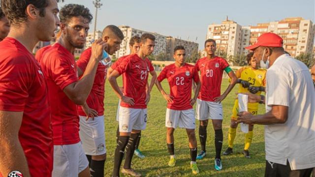استبعاد لاعب الأهلي من منتخب الشباب بعد مشادة مع ربيع ياسين