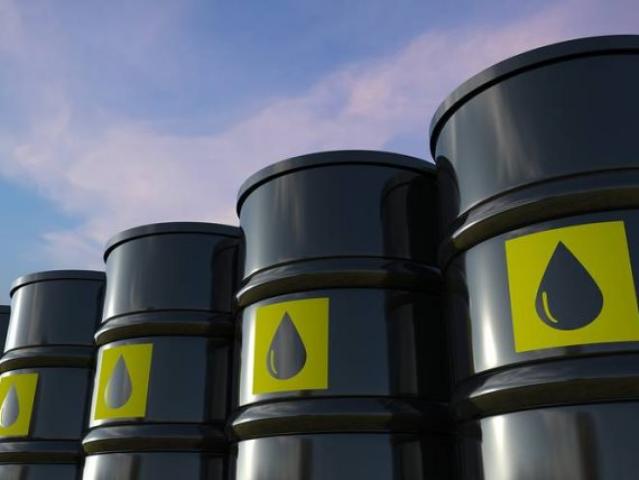ارتفاع أسعار النفط وسط ترقب تعافي الطلب