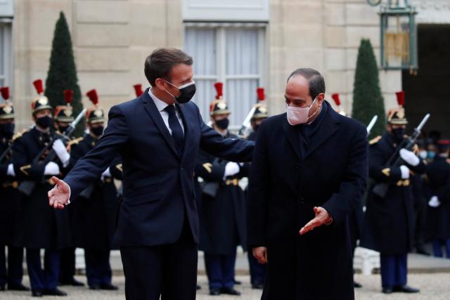 السيسي ورئيس فرنسا