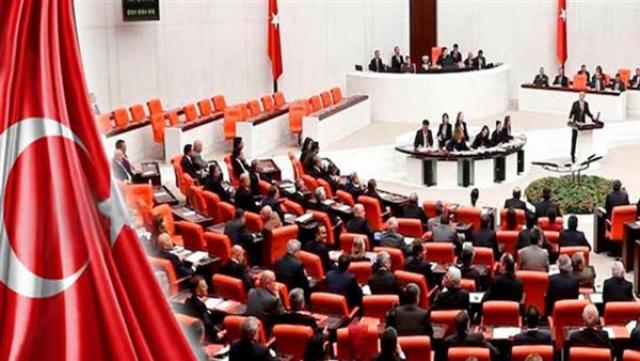 البرلمان التركي يدين إيران بعد الهجوم على أردوغان