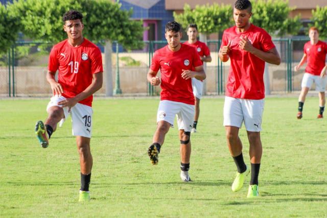 اتحاد الكرة: لاعبو منتخب الشباب أصيبوا بكورونا في تونس