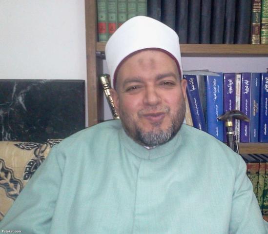 الدكتور هاشم اسلام