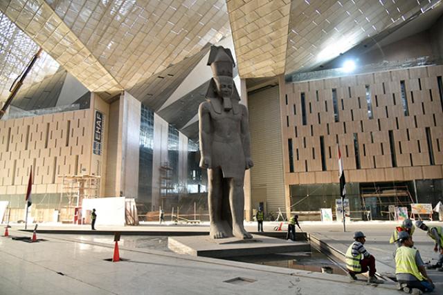 الآثار: 82 ألف قطعة مسجلة على قاعدة بيانات المتحف المصري الكبير حتى الآن