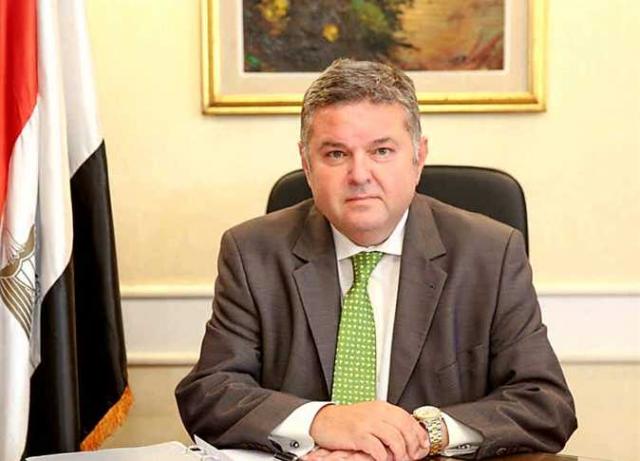 هشام توفيق، وزير قطاع الأعمال