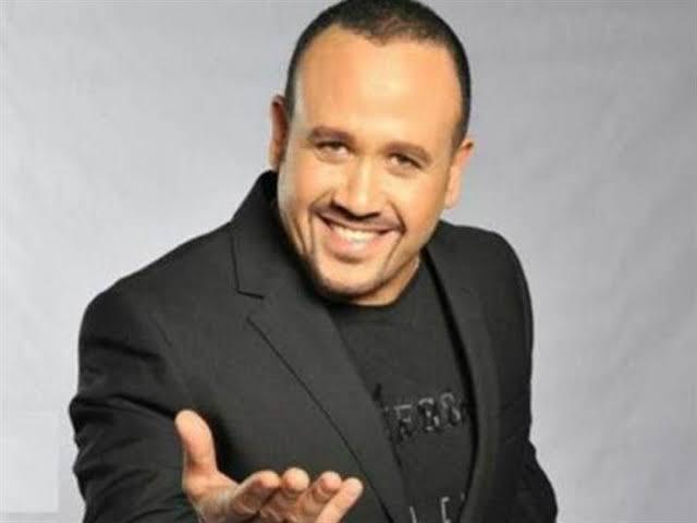 هشام عباس يروج لأغنيته الجديدة ”هتعمل إيه” بهذه الطريقة.. فيديو