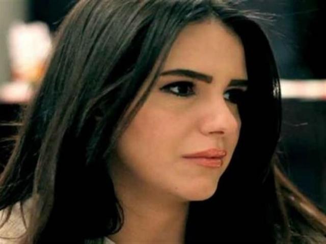 دنيا عبد العزيز لـ”الطريق”: أفتقد فاروق الفيشاوي في حياتي