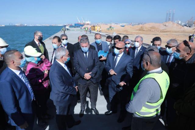 وزير النقل يوجه بسرعة إتمام المحطة متعددة الأغراض بميناء الإسكندرية