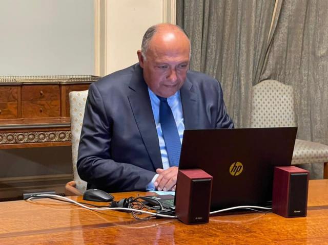 وزير الخارجية يؤكد لنظيره البرتغالي على موقف مصر من سد النهضة