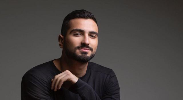 محمد الشرنوبي ينتهي من التحضيرات النهائية لحفل عيد الحب
