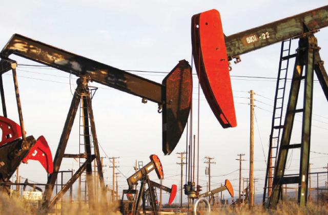 ارتفاع أسعار النفط وبرنت يسجل 58 دولارا للبرميل