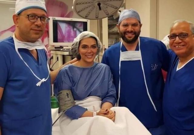 حورية فرغلي توجه رسالة لجمهورها  قبل ساعات من العملية الجراحية الثانية  (فيديو)
