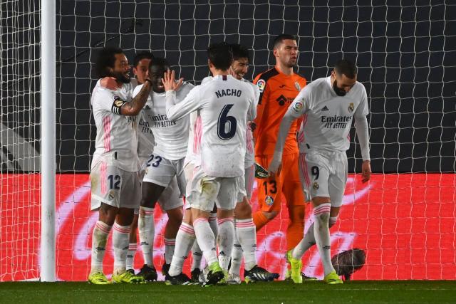 كريم بنزيما يقود ريال مدريد للفوز على خيتافي بالدوري الإسباني