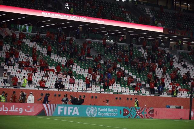رئيس الفيفا يتغنى بجماهير الأهلي بعد انتهاء كأس العالم للأندية