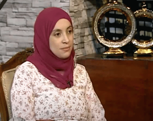 الكاتبة هويدا أبو سمك