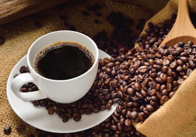 ”الصناعات الغذائية”: انخفاض سعر القهوة وارتفاع الأرز والسكر والزيت خلال مارس