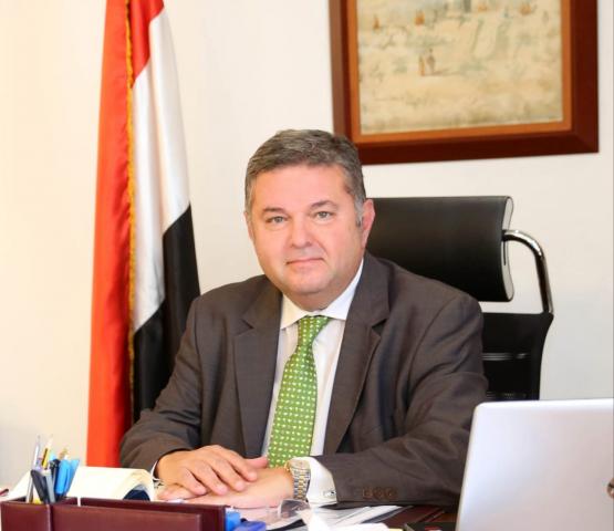 ”قطاع الأعمال” توقع اتفاقية تعاون مع مركز المديرين المصري لتعزيز مفاهيم الحوكمة 