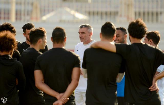 كارتيرون ولاعبي الزمالك
