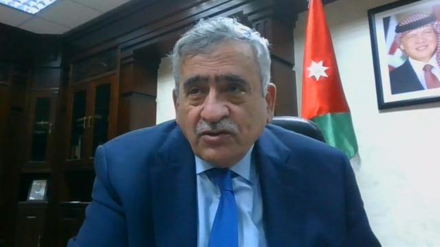 وزير الصحة الأردني نذير عبيدات