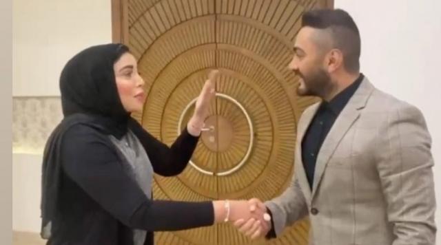 تامر حسني ومعجبة