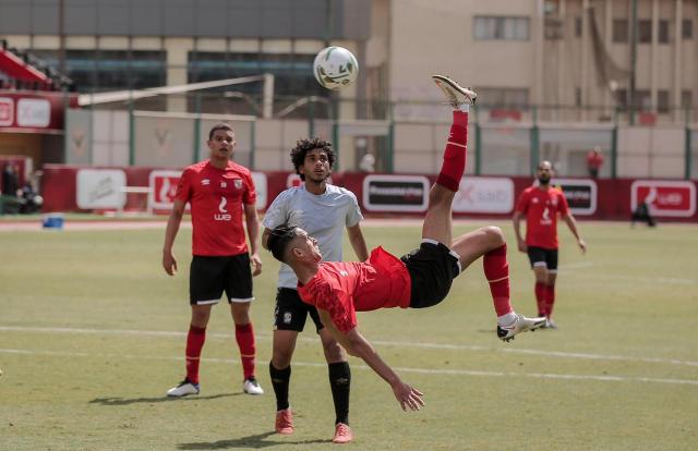 ضربة خلفية مزدوجة.. شاهد هدف بدر بانون الخرافي في مرمى شباب الأهلي (فيديو)