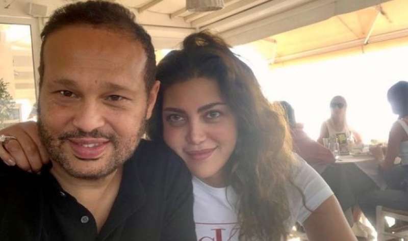ريهام حجاج تتغزل في زوجها بسيلفي (صورة)