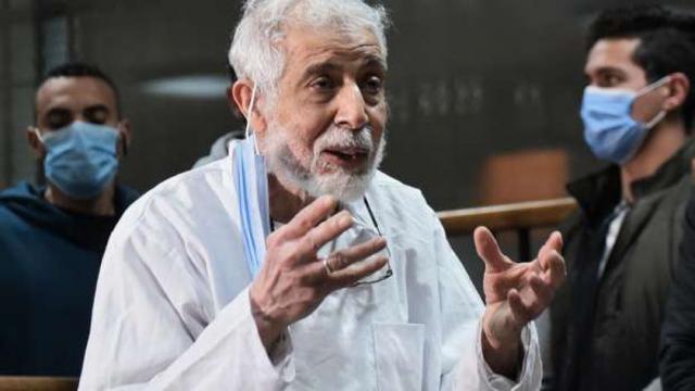 محمود عزت الارهابي