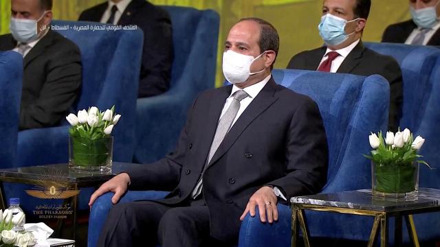 السيسي يهنئ ملك هولندا بمناسبة العيد القومي