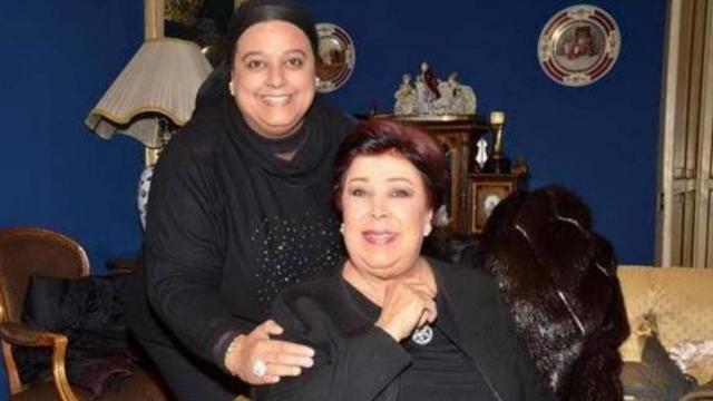 ابنة رجاء الجداوي ووالدتها