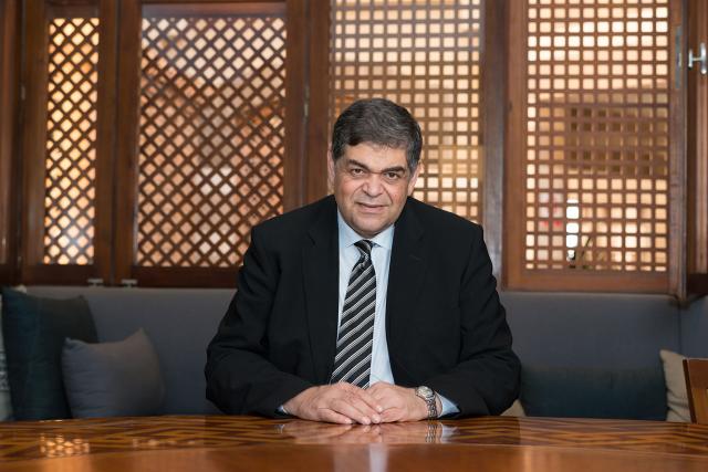 الدكتور أشرف حاتم رئيس اللجنة الصحية بمجلس النواب